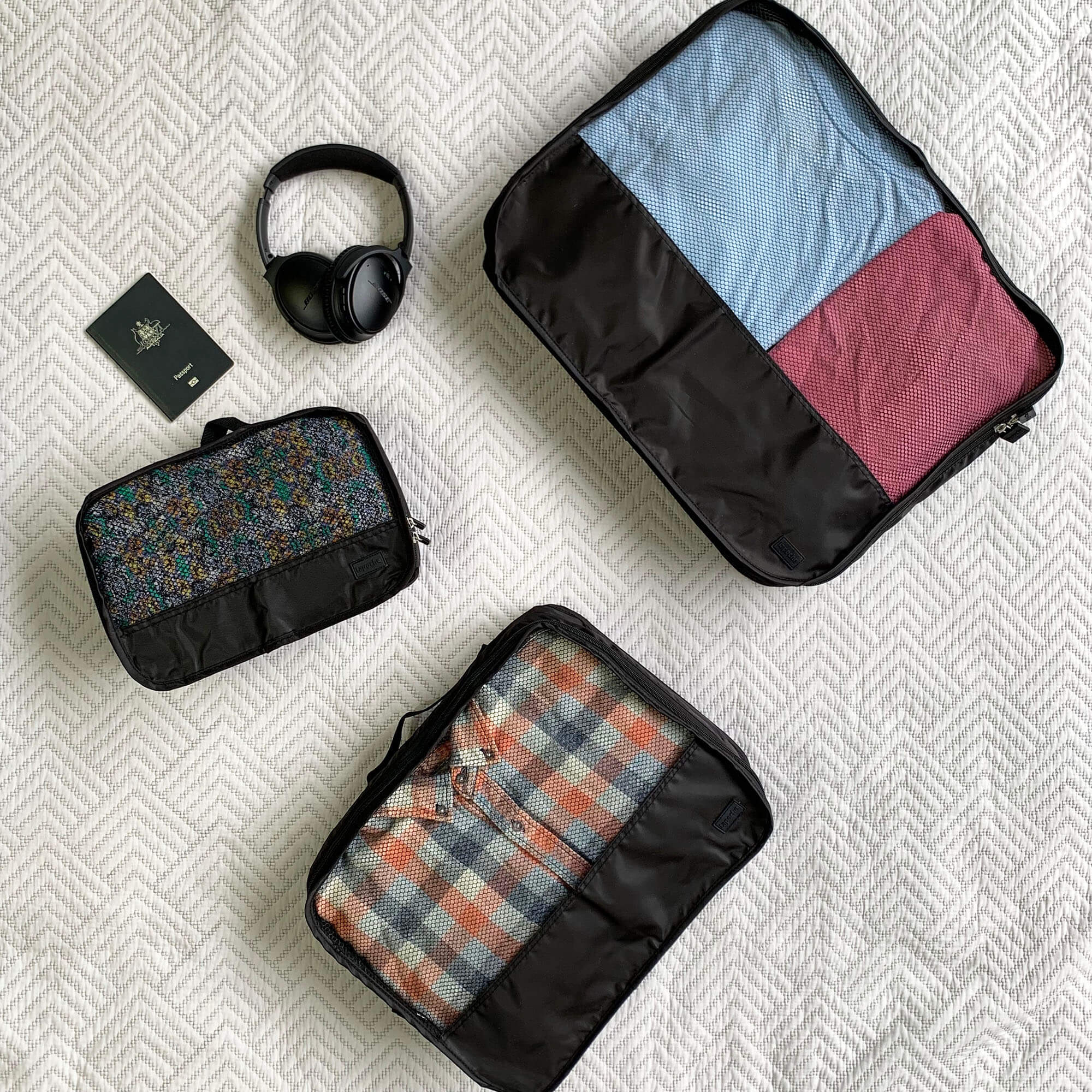 Luggage Organiser 4 Pack - black