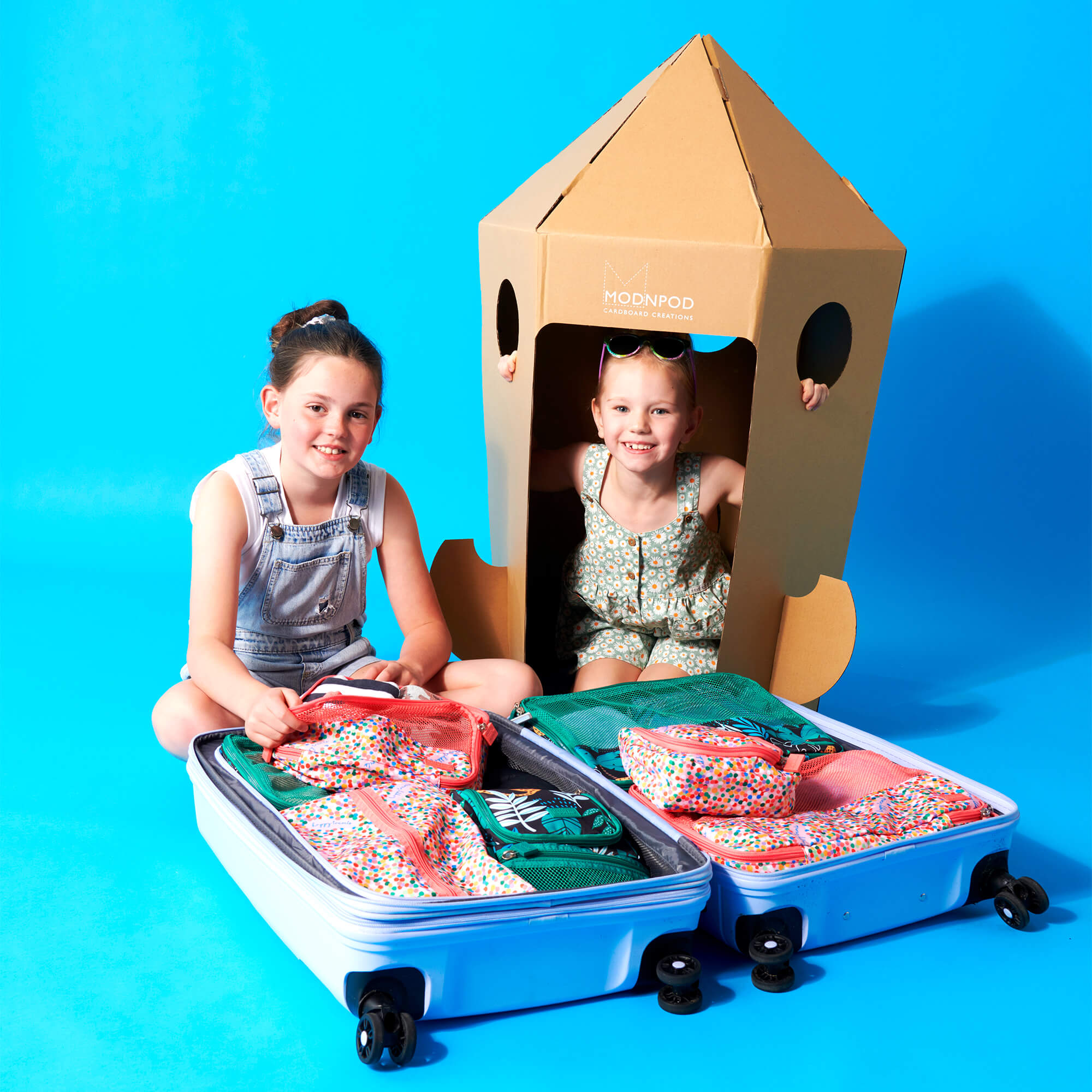 Kids Toiletry Bags & Organisers